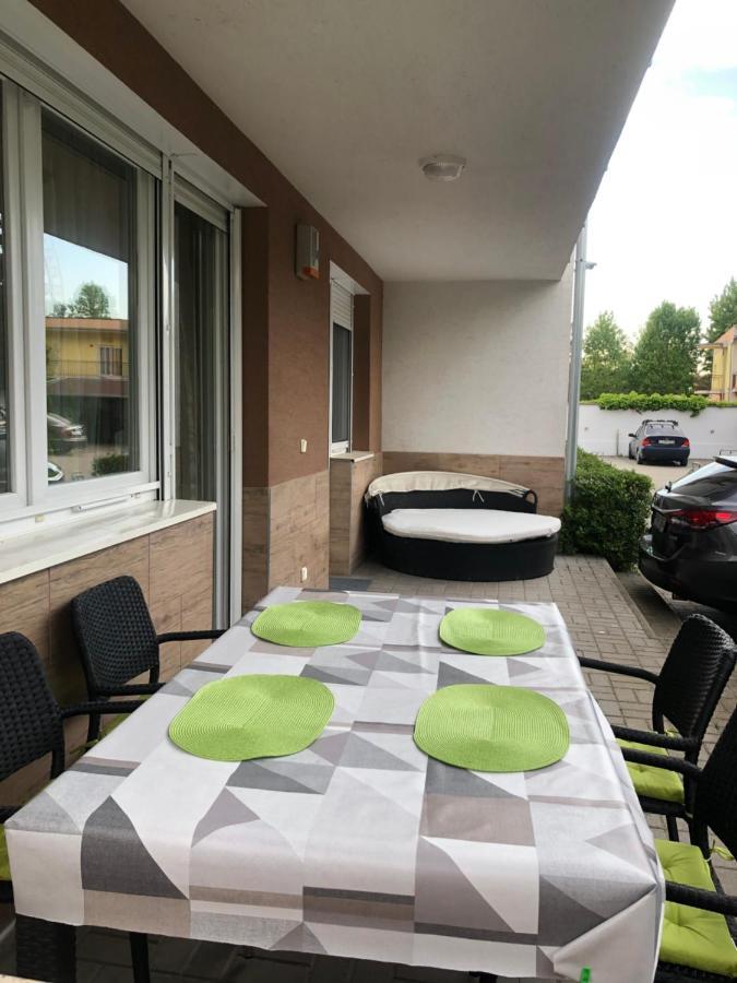 Mango Wellness Apartman Сиофок Екстериор снимка