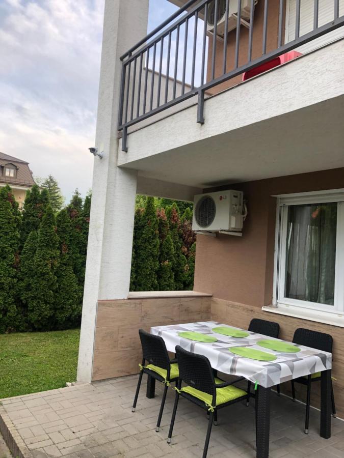 Mango Wellness Apartman Сиофок Екстериор снимка